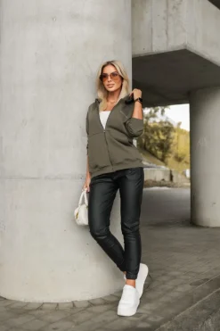 BLUZA DRESOWA ROZPINANA Z KAPTUREM Z MINIMALISTYCZNYM NAPISEM KHAKI