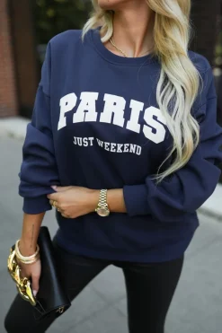 BLUZA DRESOWA Z NADRUKIEM PARIS JUST WEEKEND GRANATOWA