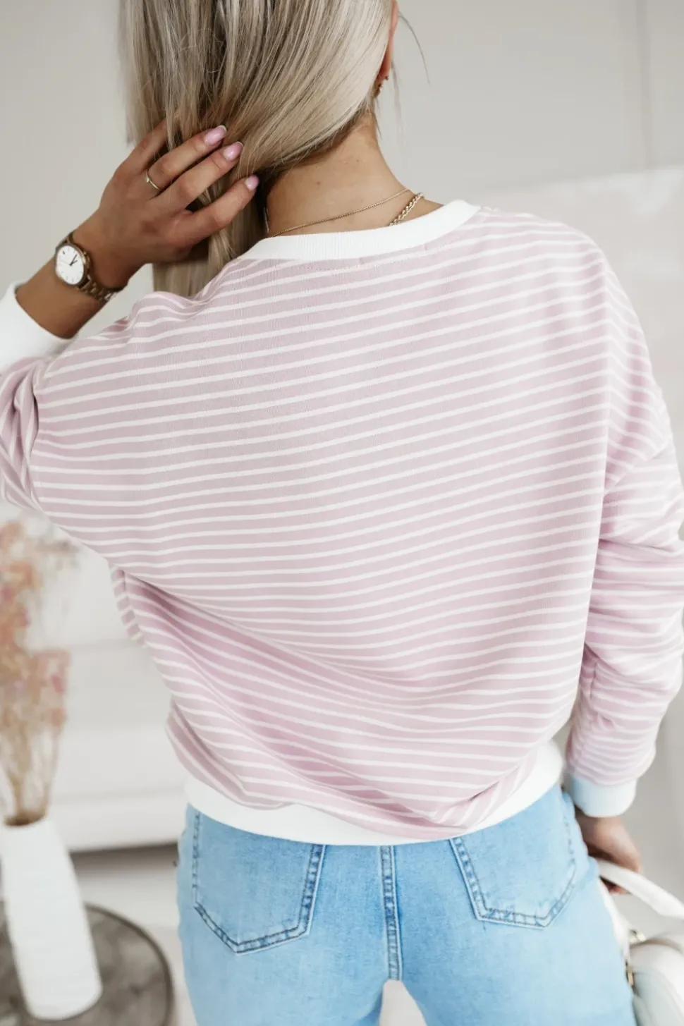 BLUZA JIMMY O KROJU OVERSIZE W PASKI RÓŻOWE-ECRU