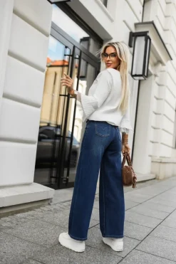 BLUZKA BASIC Z PRĄŻKOWANEGO MATERIAŁU Z TIULOWYMI WSTAWKAMI BIAŁA