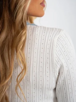 BLUZKA GINGER Z ŁĄCZONYCH MATERIAŁÓW BIAŁA/JEANS