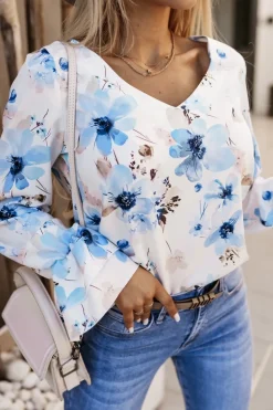 BLUZKA KOSZULOWA ASTRIA BIAŁA W NIEBIESKIE KWIATY