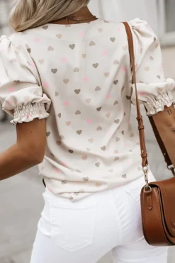 BLUZKA KOSZULOWA BELLA Z BUFKAMI BEŻOWA W PASTELOWE SERDUSZKA