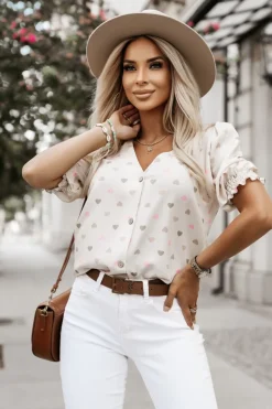 BLUZKA KOSZULOWA BELLA Z BUFKAMI BEŻOWA W PASTELOWE SERDUSZKA