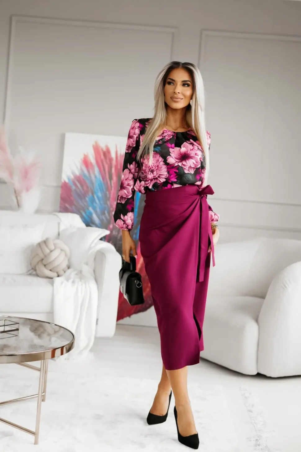 BLUZKA KOSZULOWA BONA W KWIATY CZARNO-RÓŻOWA