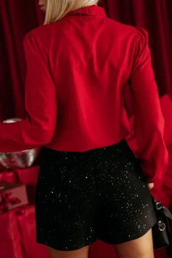 BLUZKA KOSZULOWA BROKATOWA ANNA Z KRAWATKĄ CZERWONA
