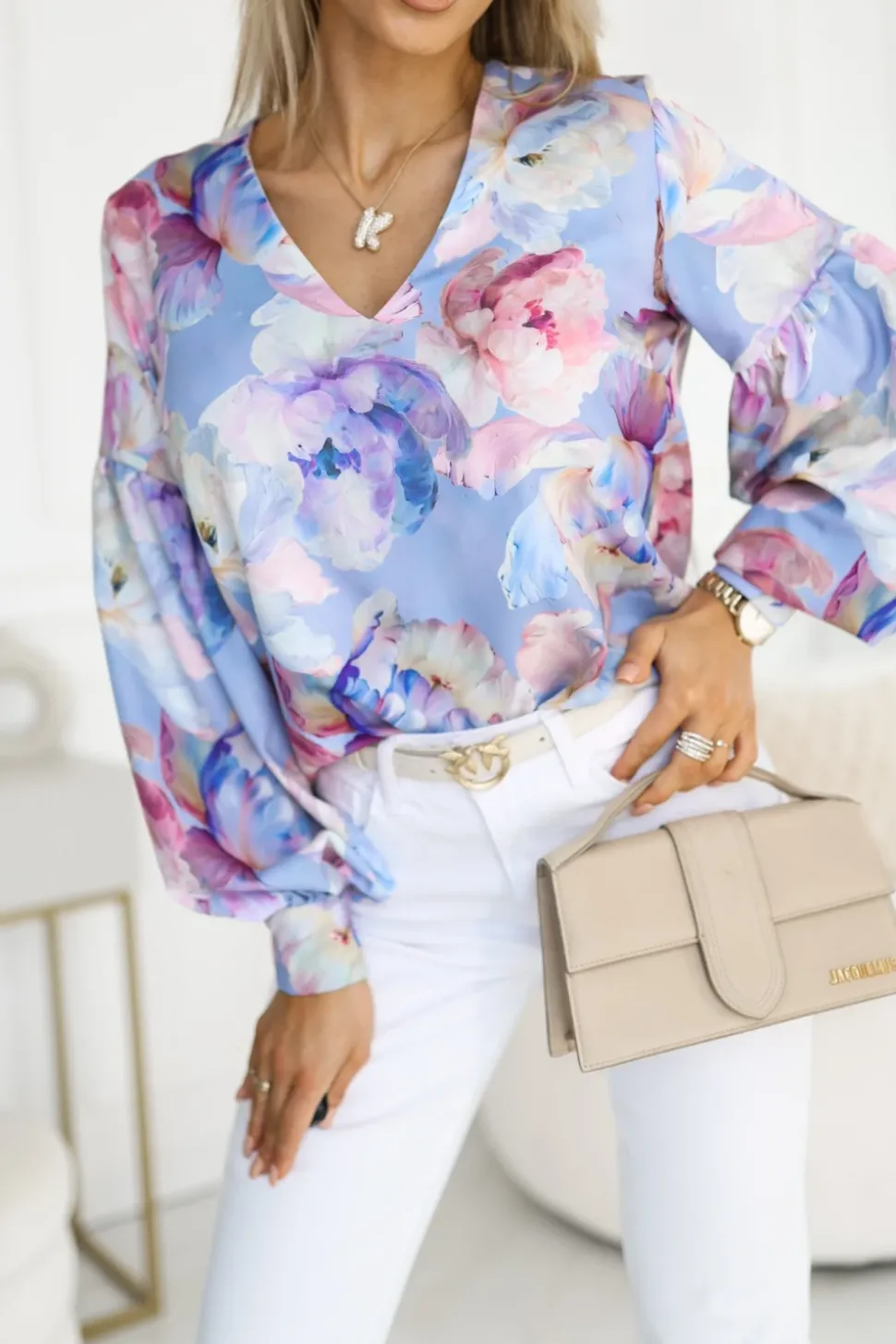 BLUZKA KOSZULOWA ISABEL Z SZEROKIMI RĘKAWAMI FIOLETOWO-PUDROWA W KWIATY