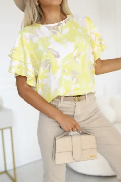 BLUZKA KOSZULOWA LAMBI Z MOTYLKOWYM RĘKAWEM W KWIATY ECRU-ŻÓŁTA