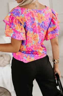 BLUZKA KOSZULOWA LAMBI Z MOTYLKOWYM RĘKAWEM POMARAŃCZOWO-RÓŻOWA W KWIATY