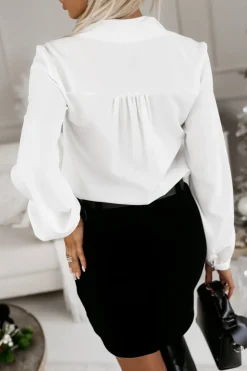 BLUZKA KOSZULOWA LILY Z DEKOLTEM V BIAŁA