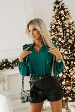 BLUZKA KOSZULOWA Z OZDOBNĄ FALBANKĄ ZIELEŃ BUTELKOWA