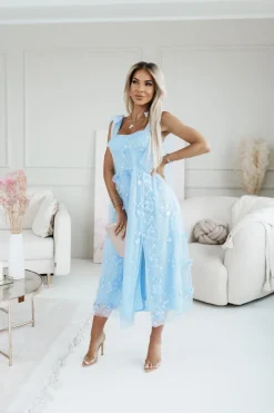 SUKIENKA TIULOWA MIDI RABIOSA Z KWIATAMI 3D BŁĘKITNA