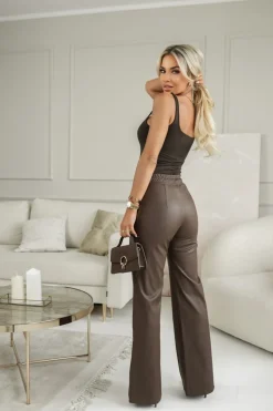 TOP BASIC Z DEKOLTEM KARO CZEKOLADOWY