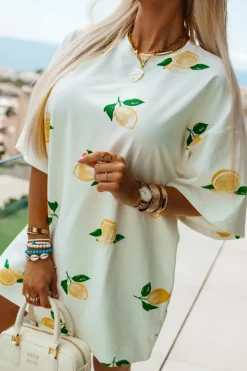 T-SHIRT TUNIKA Z BAWEŁNY O KROJU OVERSIZE W CYTRYNY ECRU