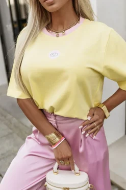 T-SHIRT Z MINIMALISTYCZNYM NADRUKIEM ŻÓŁTY